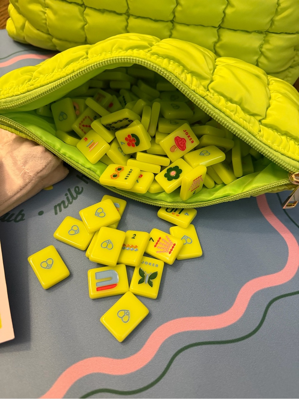 Mod Chartreuse - Mile High Mahj Club Travel Tiles Set - Picture 4 of 7